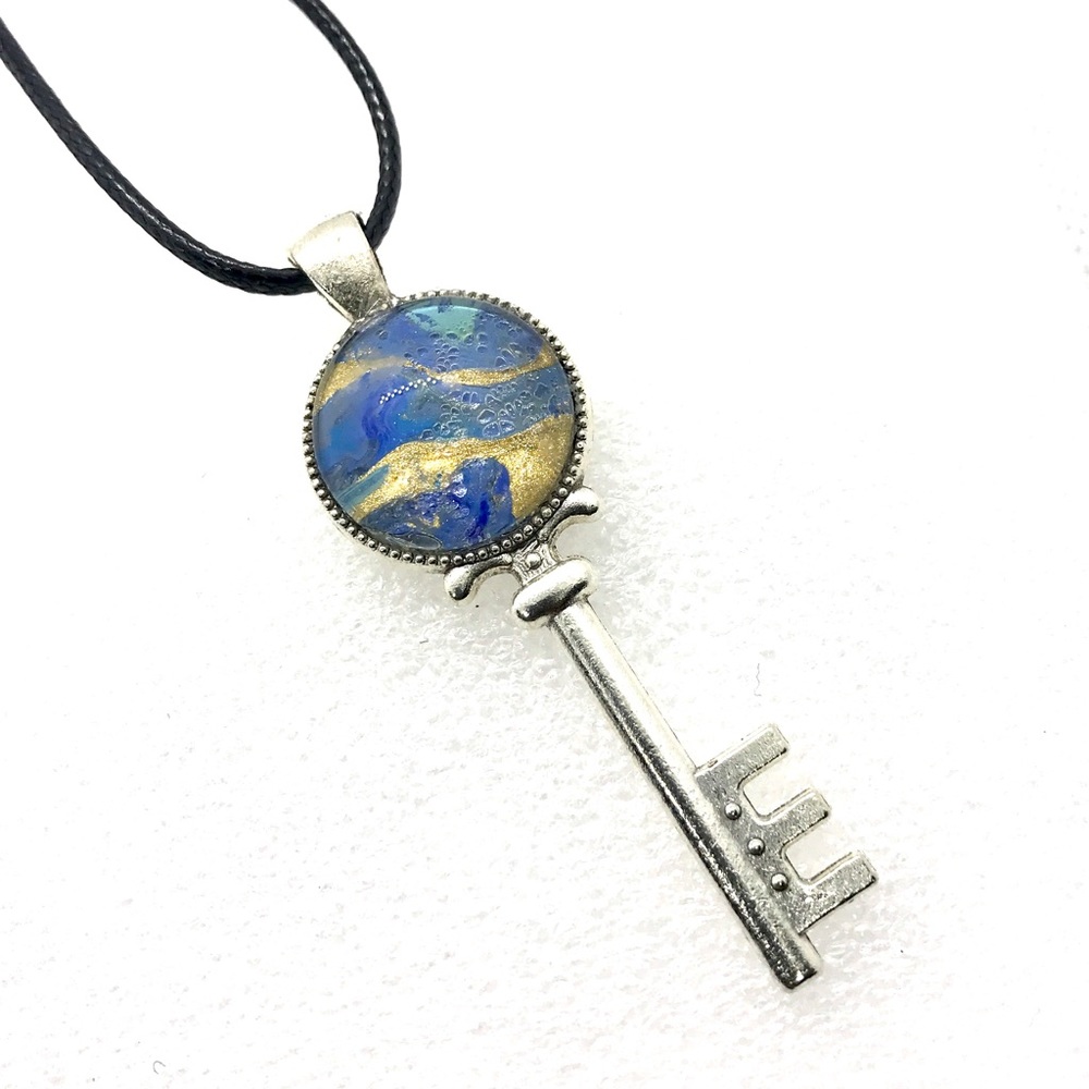 Necklace Handmade dome key Pendant NSN